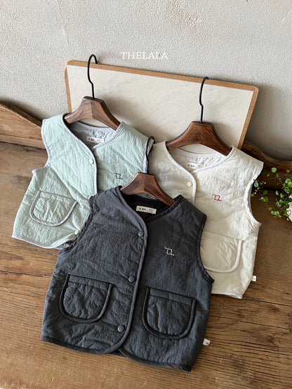 [PRE-ORDER] Owa Padded Vest (Mom Couple)