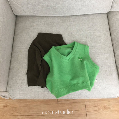 [PRE-ORDER] Pom Pom Turtleneck T-Shirts