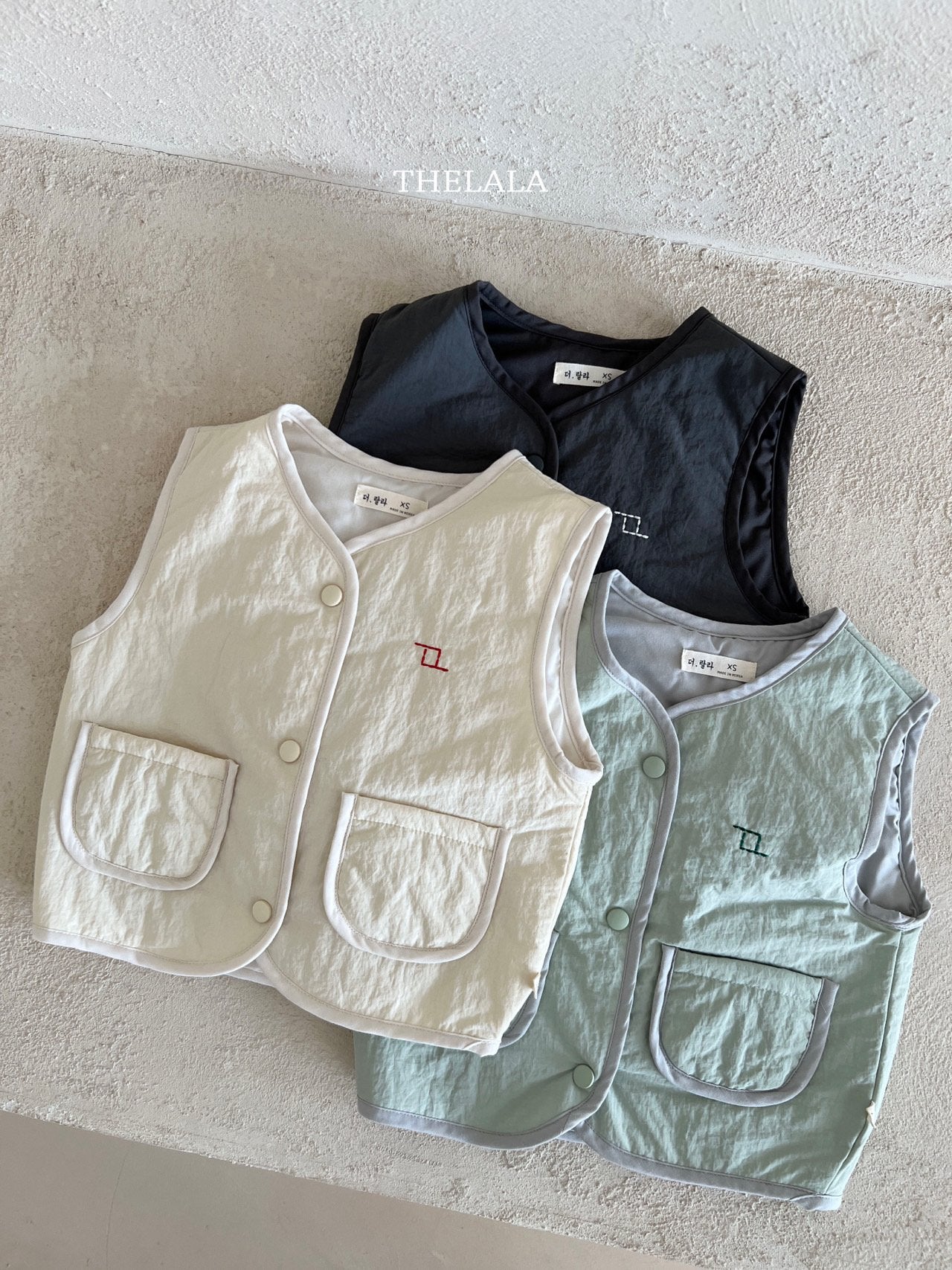 [PRE-ORDER] Owa Padded Vest (Mom Couple)