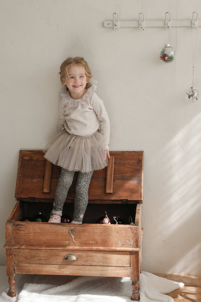 [PRE-ORDER] Evelyn T-Shirts