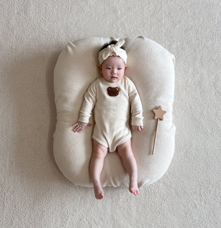[PRE-ORDER] Arche Bear Body Suit + Leggings + Hair Band Set