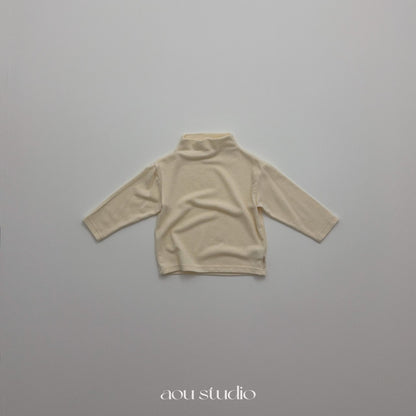 [PRE-ORDER] Pom Pom Turtleneck T-Shirts