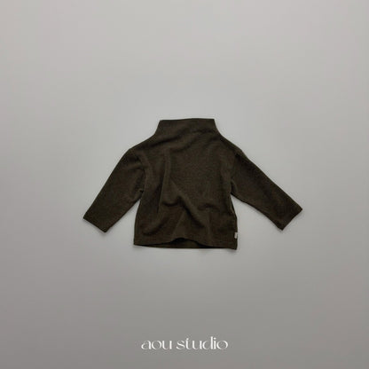 [PRE-ORDER] Pom Pom Turtleneck T-Shirts