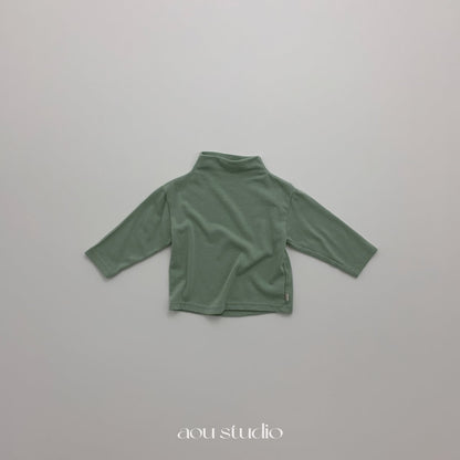 [PRE-ORDER] Pom Pom Turtleneck T-Shirts