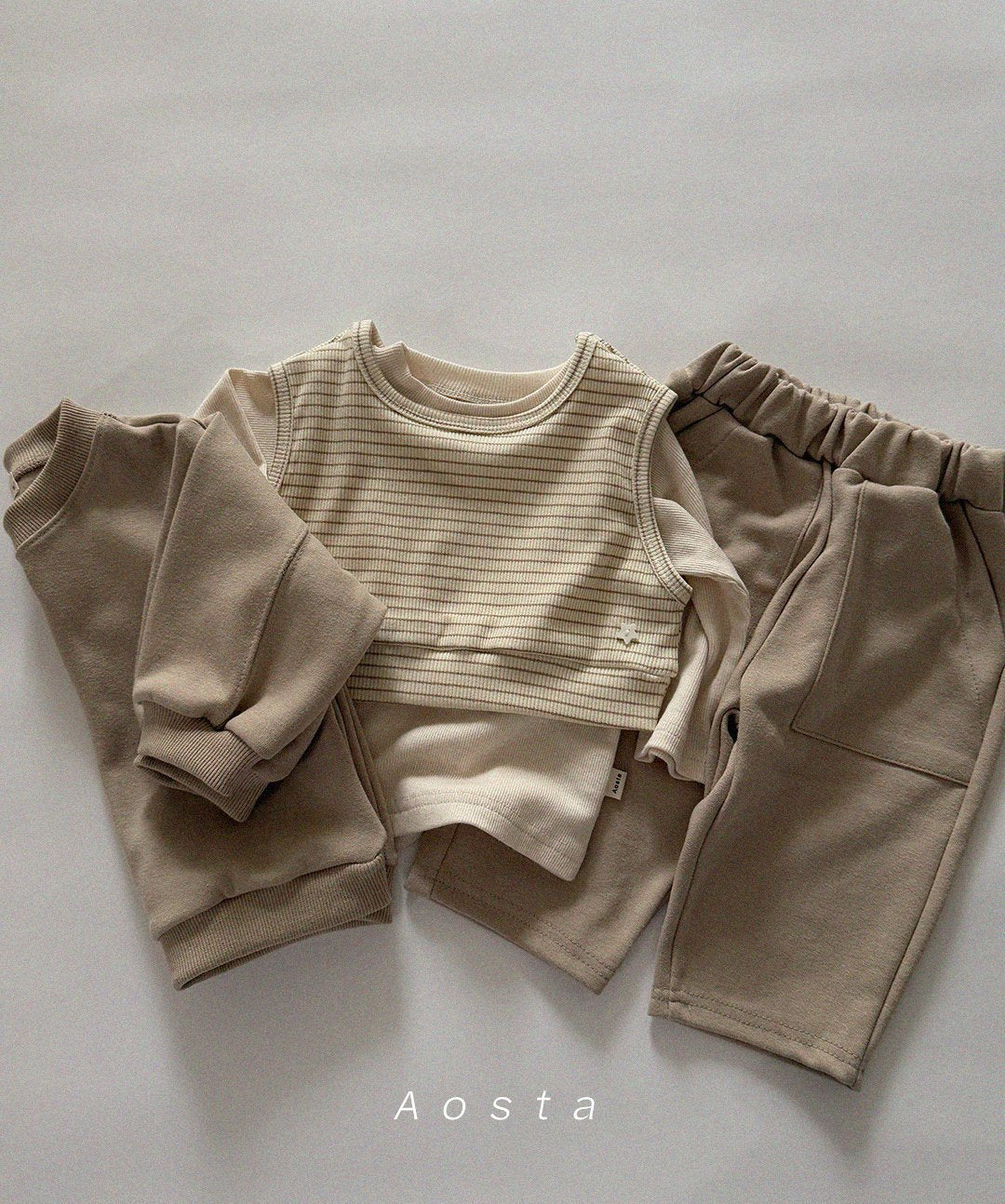 [PRE-ORDER] Daily Sweatshirts