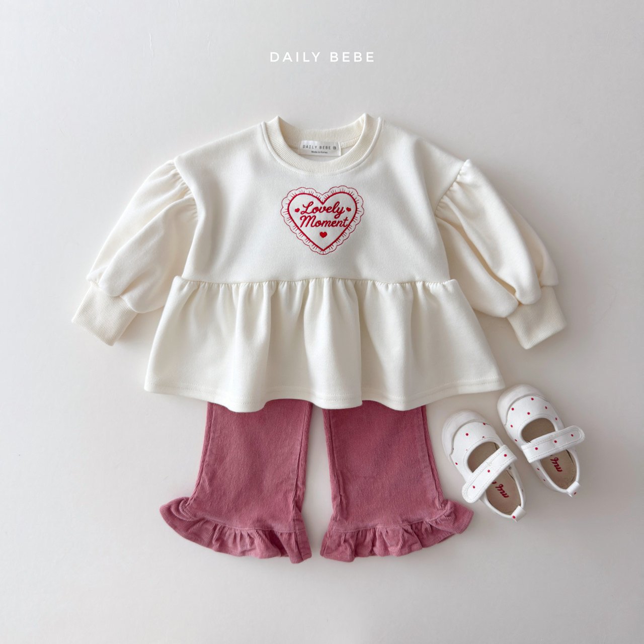 [PRE-ORDER] Lovely Moment T-Shirts