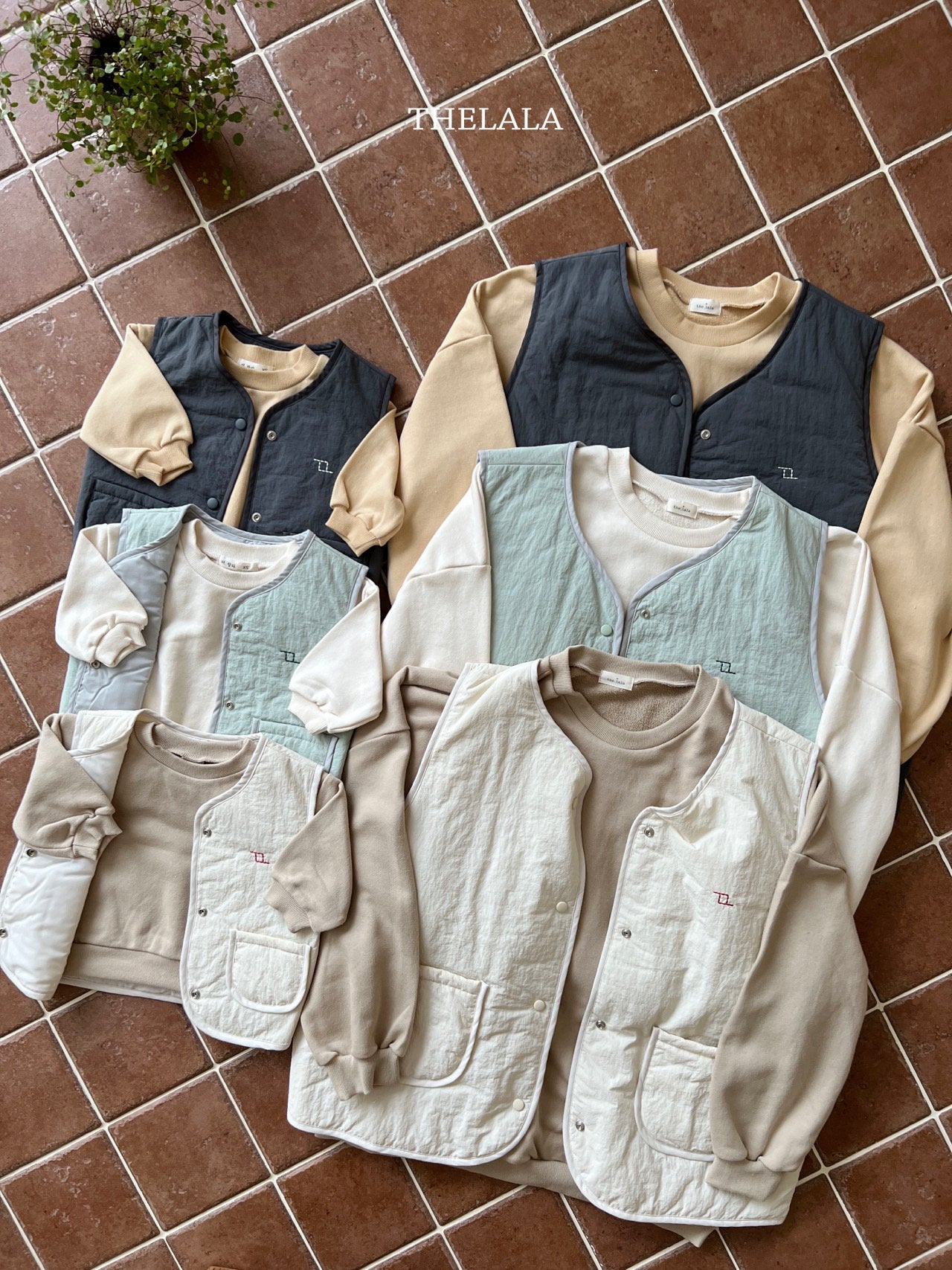 [PRE-ORDER] Owa Padded Vest (Mom Couple)