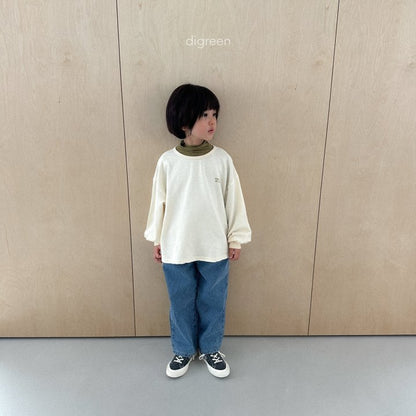 [PRE-ORDER] Soft Turtle Neck T-Shirts