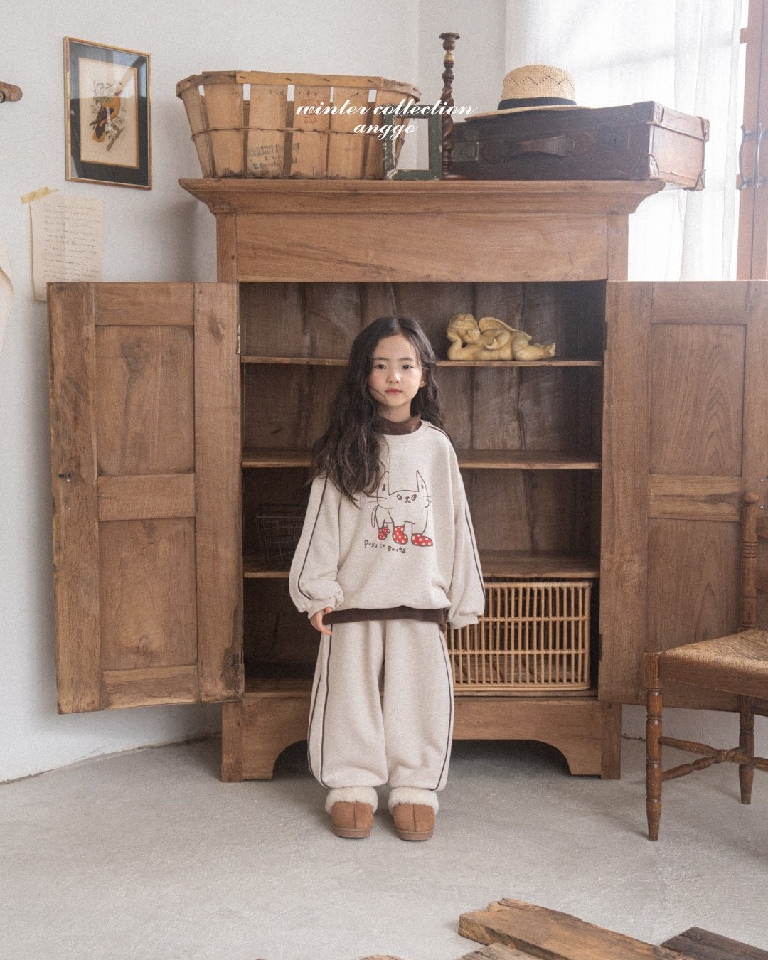 [PRE-ORDER] Line Sweatshirts