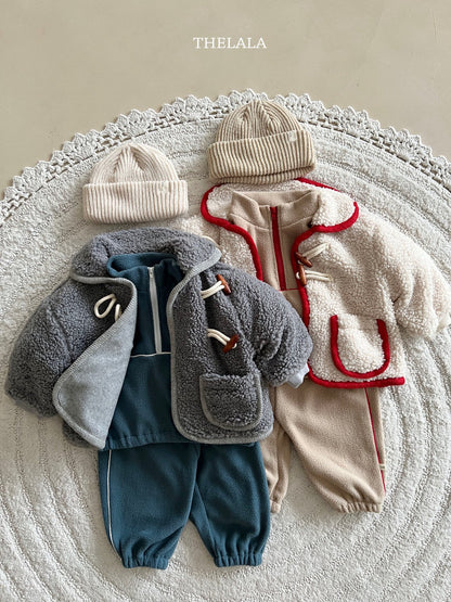 [PRE-ORDER] Fluffy Jacket