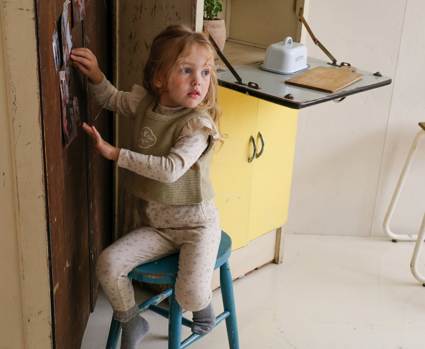 [PRE-ORDER] Madeleine T-Shirts