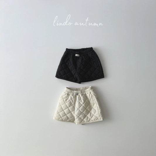 [PRE-ORDER] Hidden Quilted Shorts