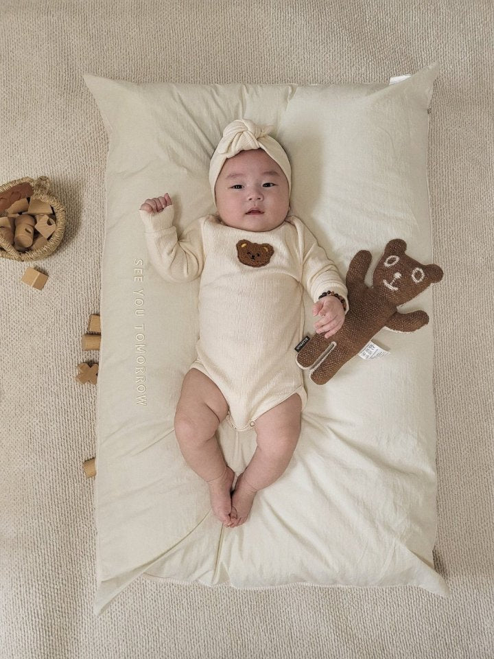 [PRE-ORDER] Arche Bear Body Suit + Leggings + Hair Band Set