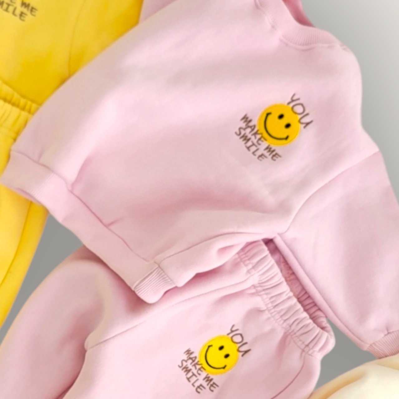 [PRE-ORDER] You Smile Top Bottom Set