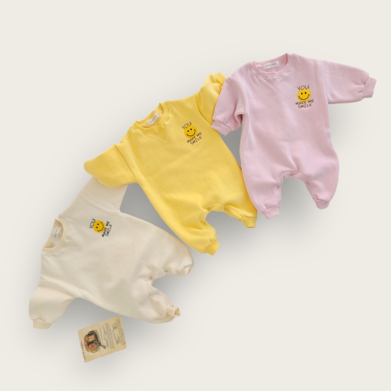 [PRE-ORDER] You Smile Top Bottom Set