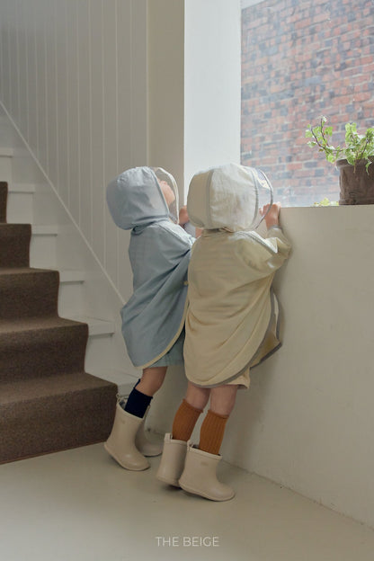[PRE-ORDER] Poncho Raincoat