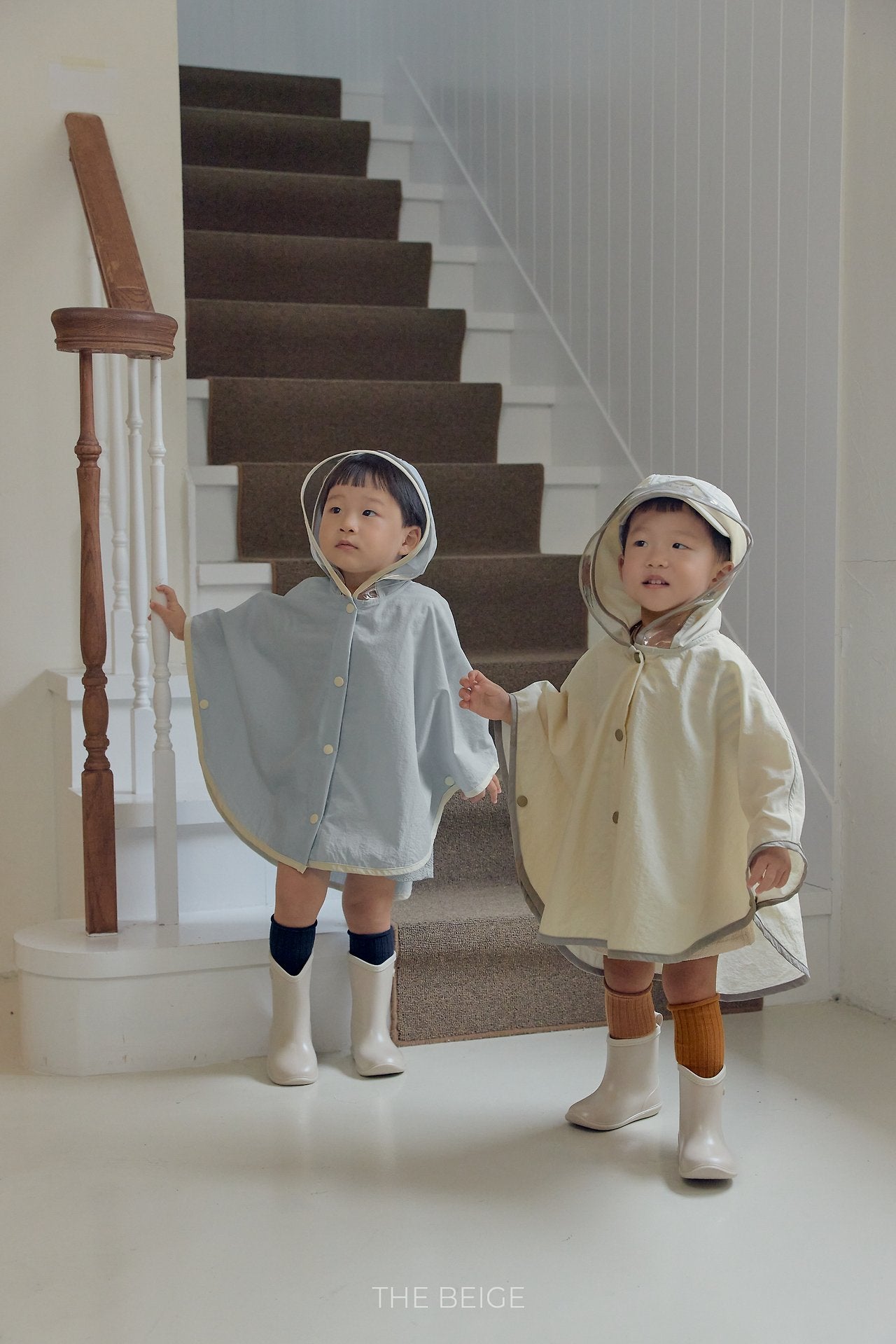 [PRE-ORDER] Poncho Raincoat