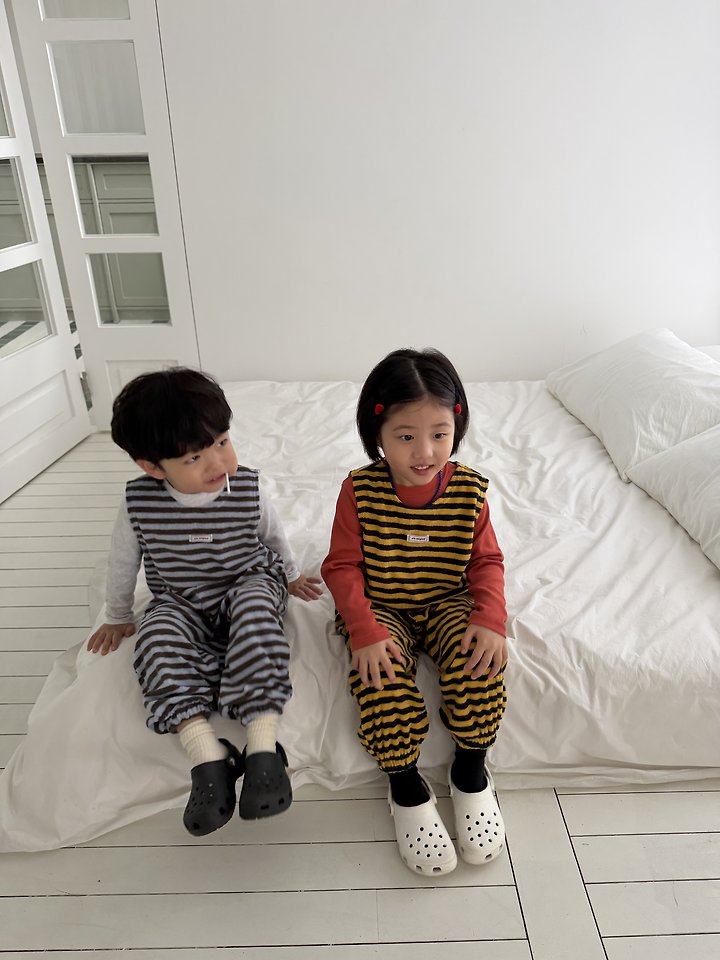 [PRE-ORDER] Honey Bee Layered Vest