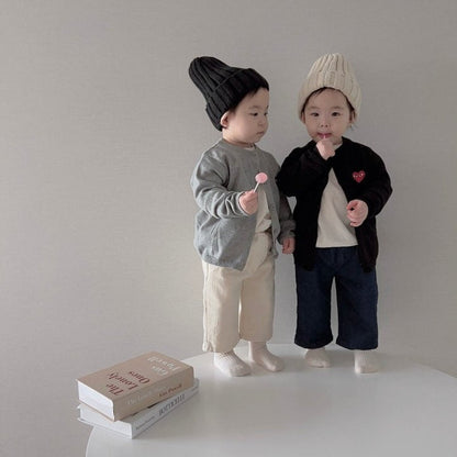 [PRE-ORDER] Heart Cardigan (Mom Couple)