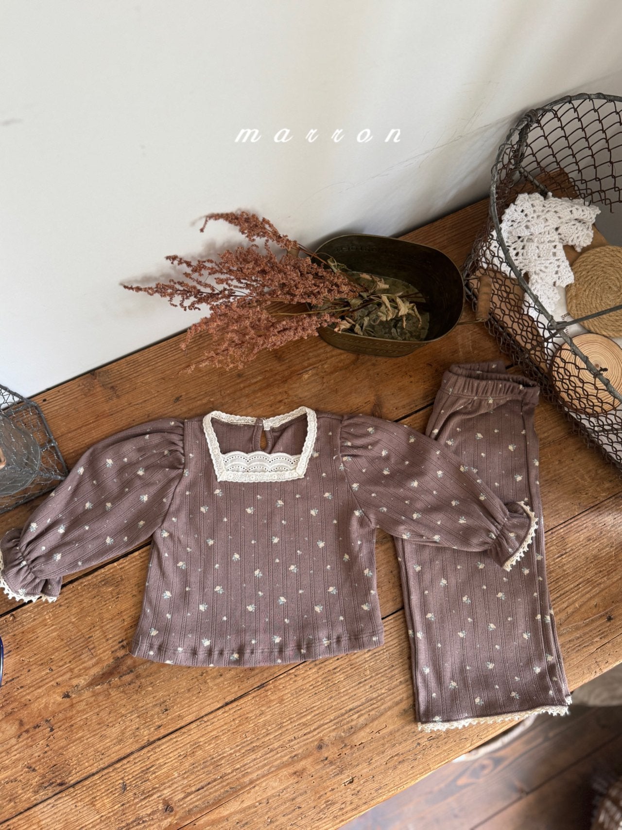 [PRE-ORDER] Flower T-Shirts
