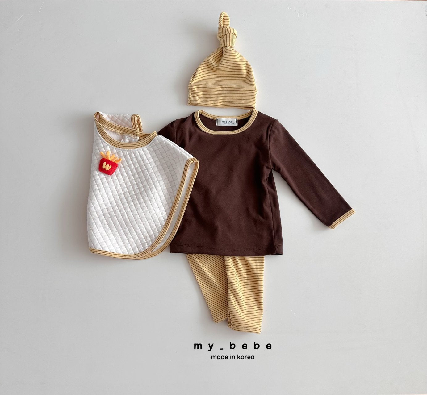 [PRE-ORDER] Quilted Big Bib