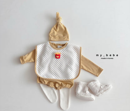 [PRE-ORDER] Quilted Big Bib