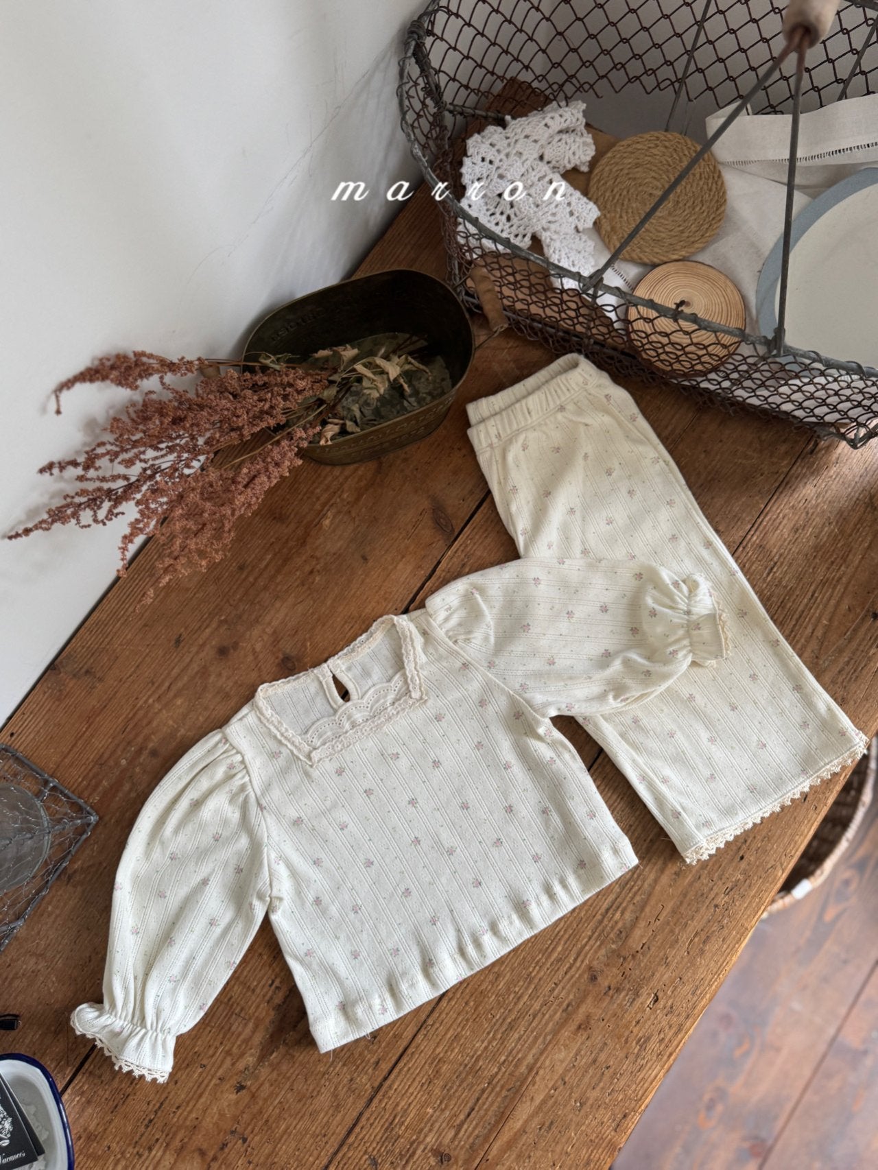 [PRE-ORDER] Flower T-Shirts