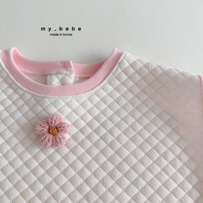 [PRE-ORDER] Quilted Big Bib