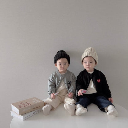 [PRE-ORDER] Heart Cardigan (Mom Couple)