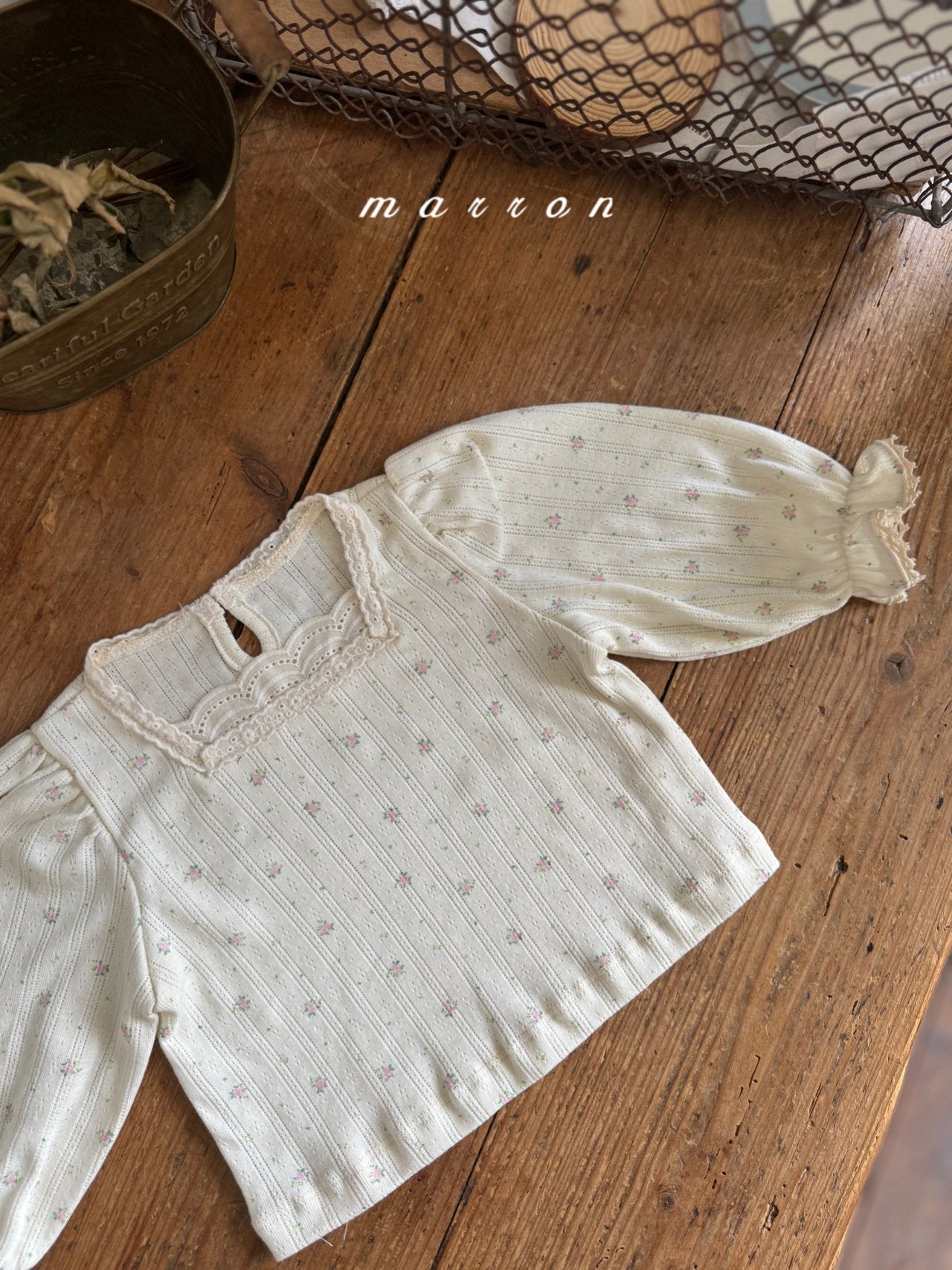 [PRE-ORDER] Flower T-Shirts