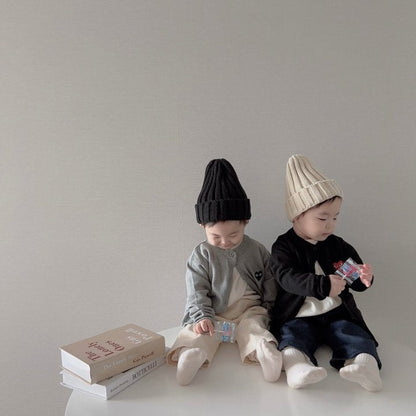 [PRE-ORDER] Heart Cardigan (Mom Couple)