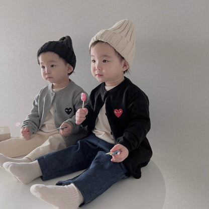 [PRE-ORDER] Heart Cardigan (Mom Couple)