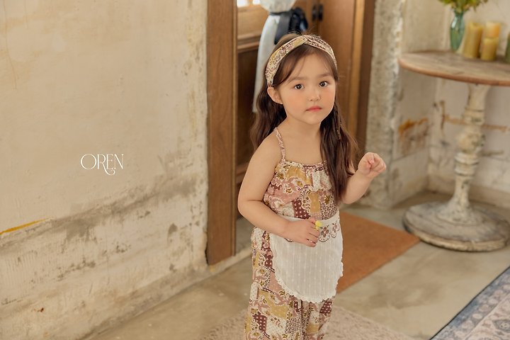 [PRE-ORDER] Enzo Embroidery Apron