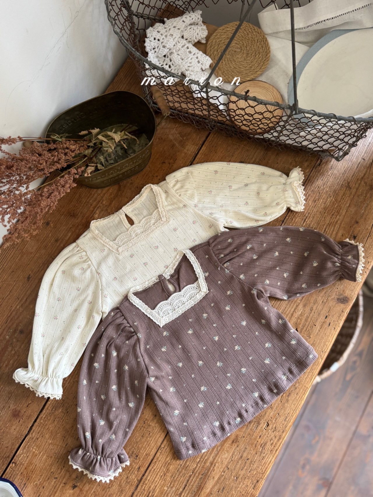 [PRE-ORDER] Flower T-Shirts
