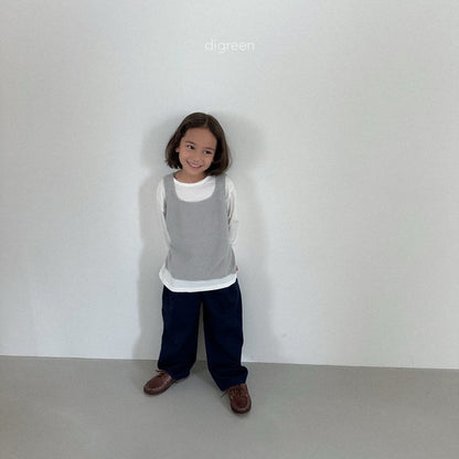 [PRE-ORDER] Button Sweater Vest