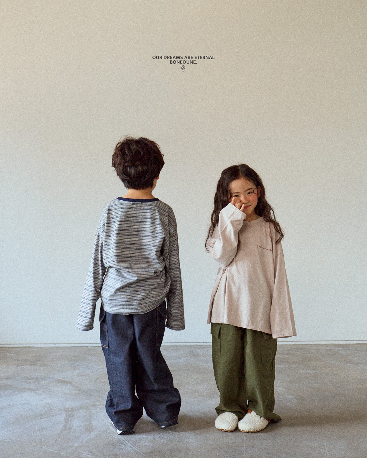[PRE-ORDER] Pigment Loose Fit T-Shirts