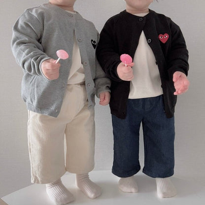 [PRE-ORDER] Heart Cardigan (Mom Couple)