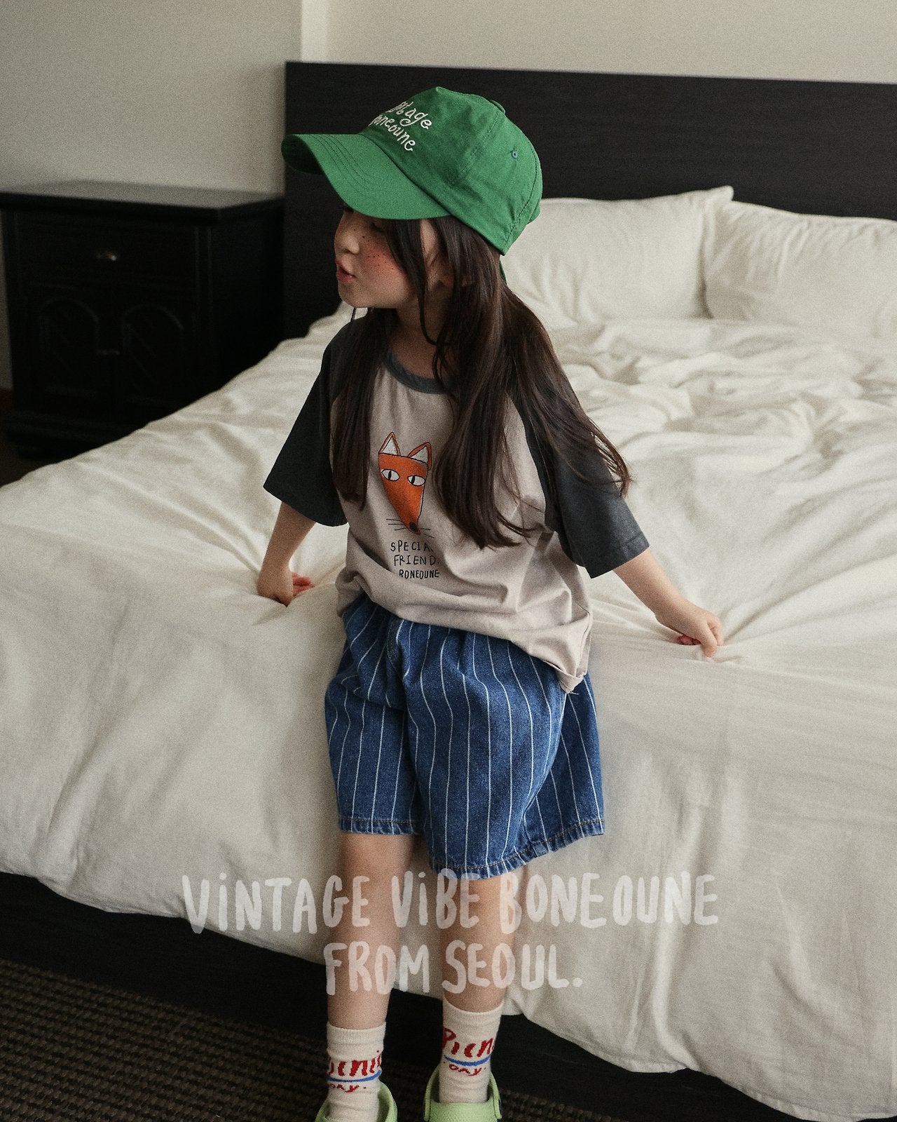 [PRE-ORDER] Fox Raglan T-Shirts