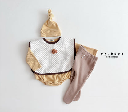 [PRE-ORDER] Quilted Big Bib