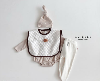 [PRE-ORDER] Quilted Big Bib