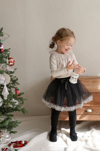 [PRE-ORDER] Evelyn T-Shirts