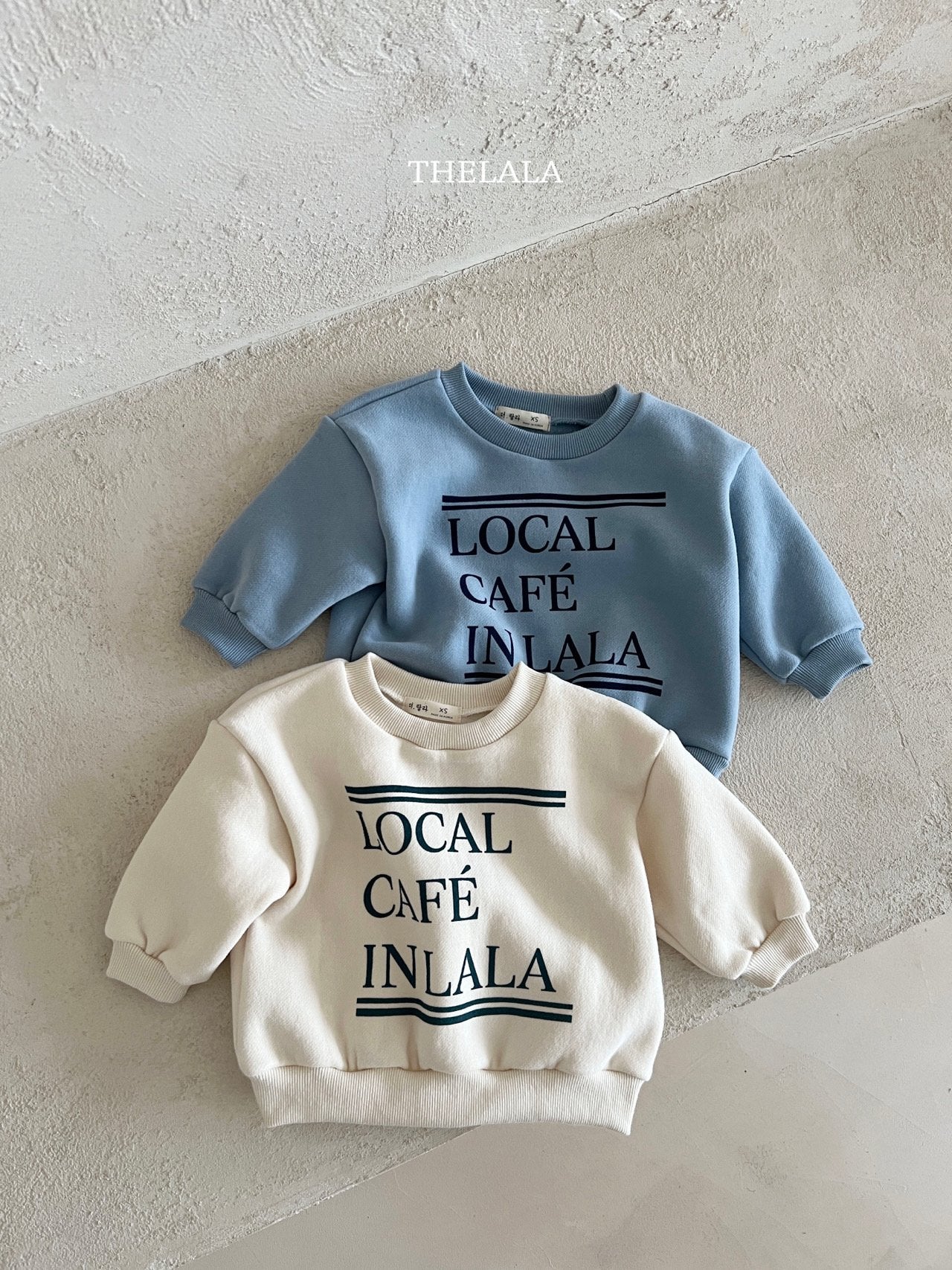 [PRE-ORDER] Cafe Sweatshirts (Mom Couple)