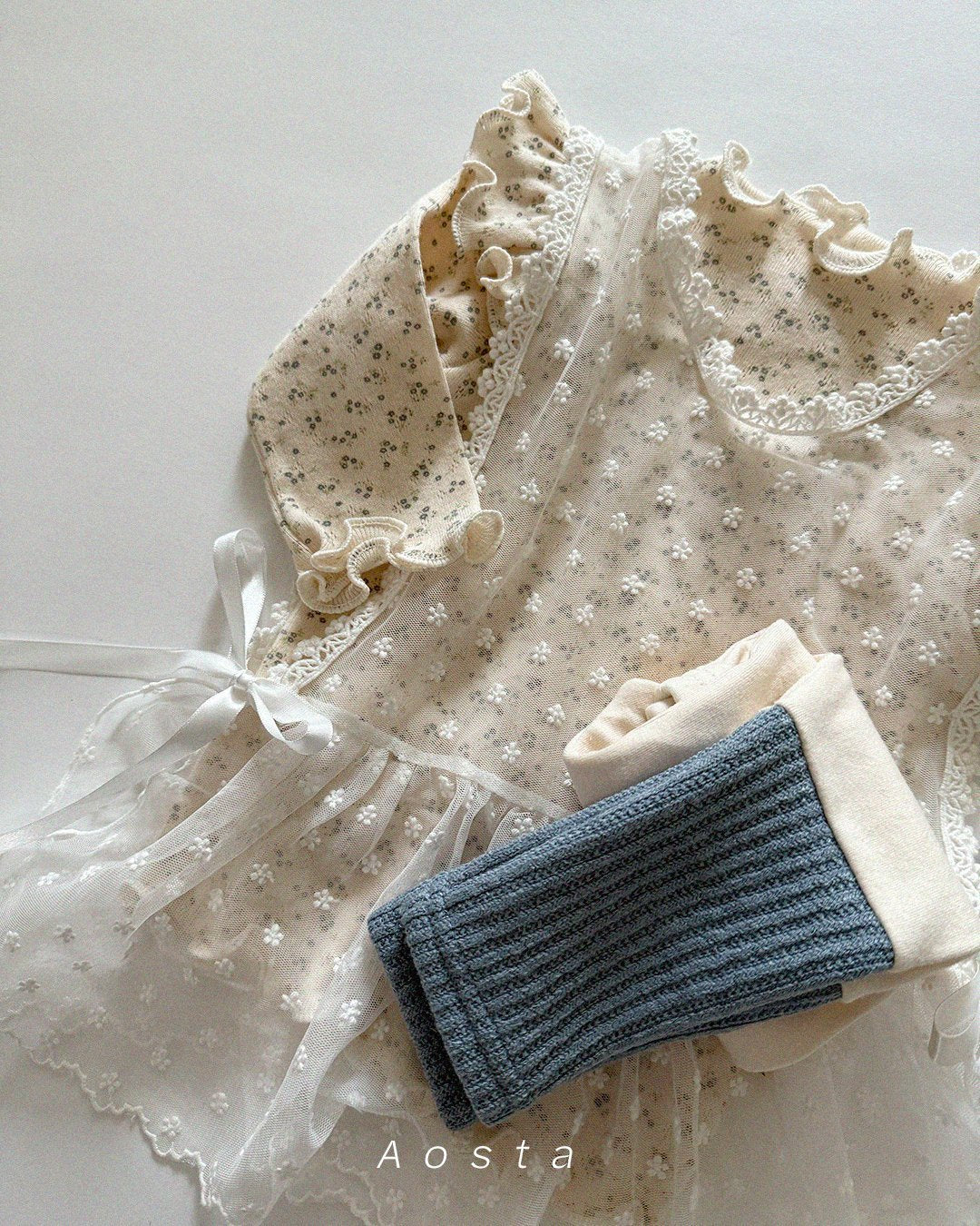 [PRE-ORDER] Lace Vest