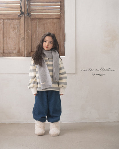 [PRE-ORDER] Pretzel Sweatshirts