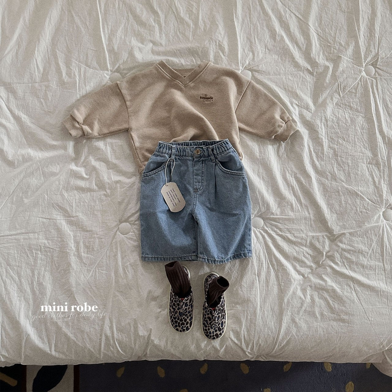 Pin-Tuck Denim Pants [Light Denim/XL(3-4yr)]