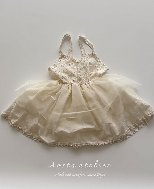 [PRE-ORDER] Lace Tulip Layered Dress