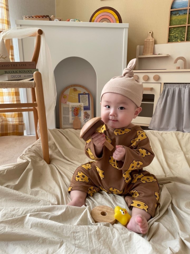 [PRE-ORDER] Cheese Body Suit + Bonnet Set