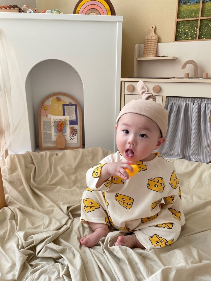 [PRE-ORDER] Cheese Body Suit + Bonnet Set