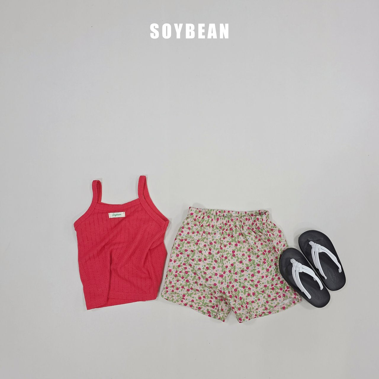 [PRE-ORDER] Strawberry Floral Top Bottom Set