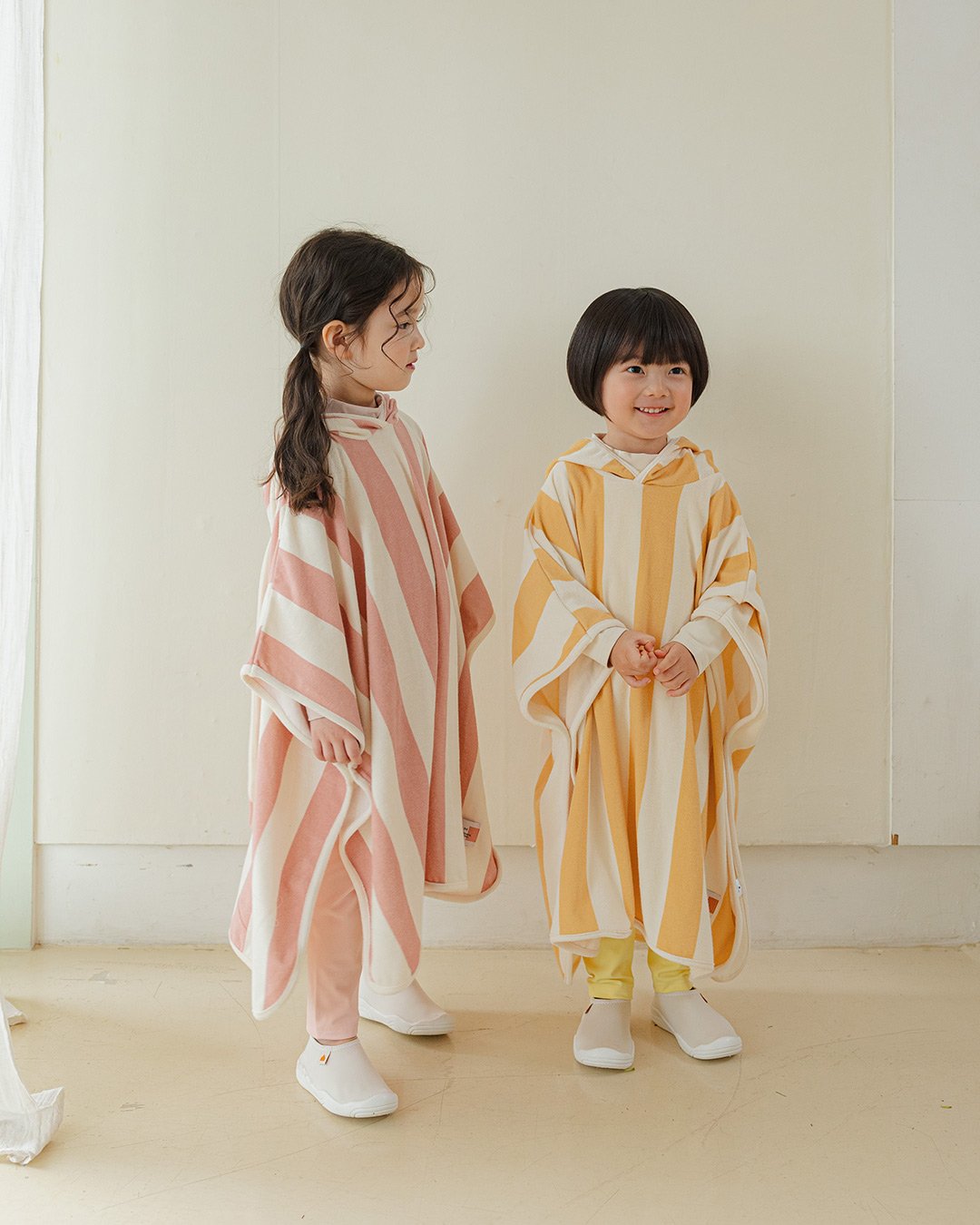 [PRE-ORDER] Animal Beach Poncho